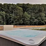 Mildiss & Restaurant, Bw Signature Collection 4*