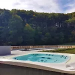 Mildiss & Restaurant, Bw Signature Collection 4*