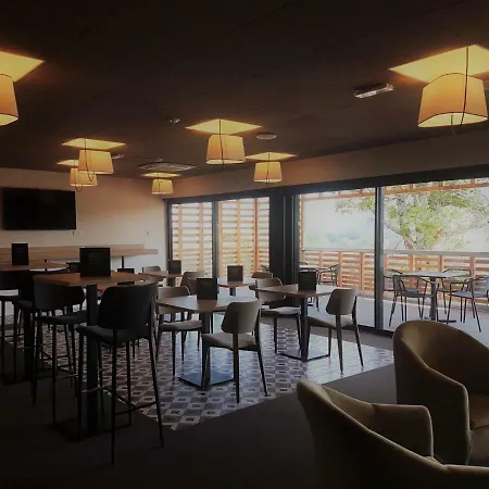 מלון Mildiss & Restaurant, Bw Signature Collection בסה-א-סנט-אנסטאיס