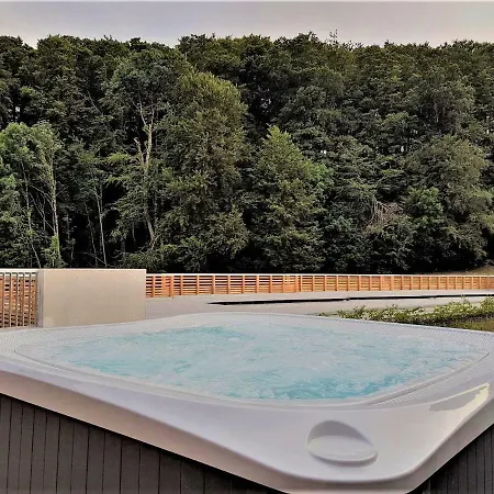 Mildiss & Restaurant, Bw Signature Collection 4*