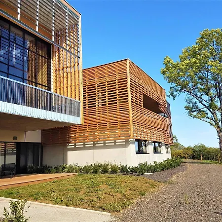 Mildiss & Restaurant, Bw Signature Collection