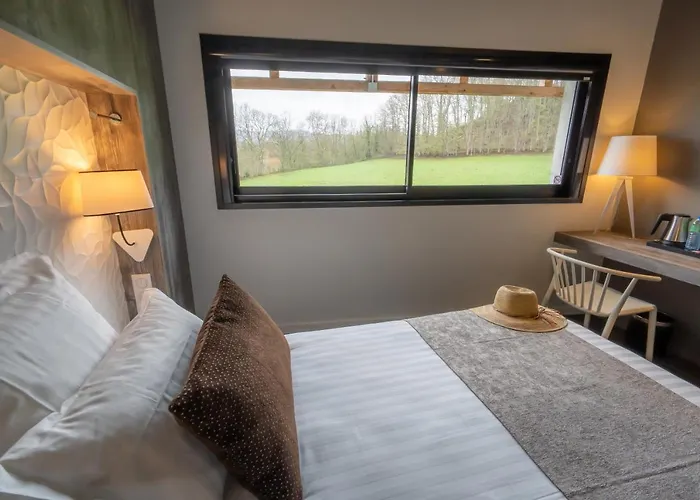 Mildiss & Restaurant, Bw Signature Collection 4* Besse-et-Saint-Anastaise