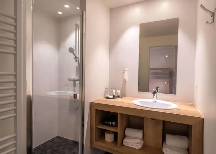 Mildiss & Restaurant, Bw Signature Collection 4* Besse-et-Saint-Anastaise