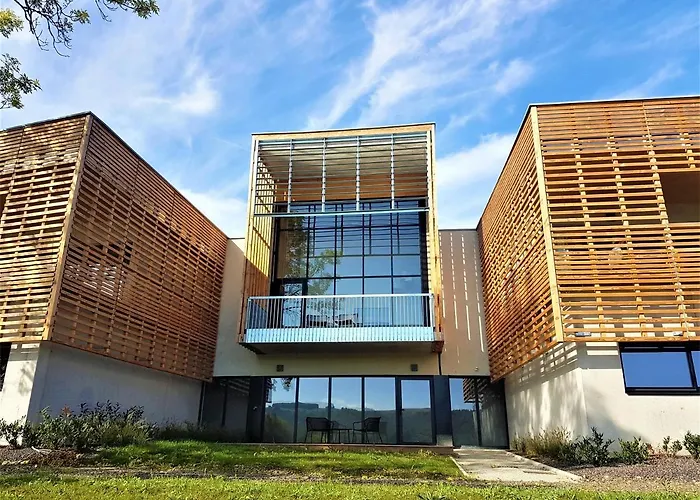 Mildiss & Restaurant, Bw Signature Collection Hotel Besse-et-Saint-Anastaise